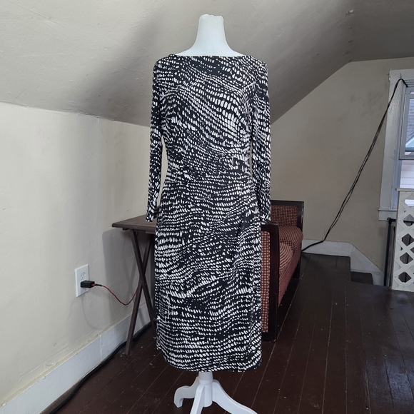 Lauren Ralph Lauren Size 8 Black White Abstract Print Stretch Sheath Dress - Picture 1 of 12